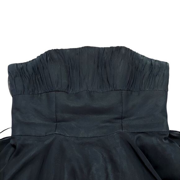 Morilee Junior's Black Chiffon Pleated Bodice Strapless Formal Fit & Flare Gown - Picture 4 of 10
